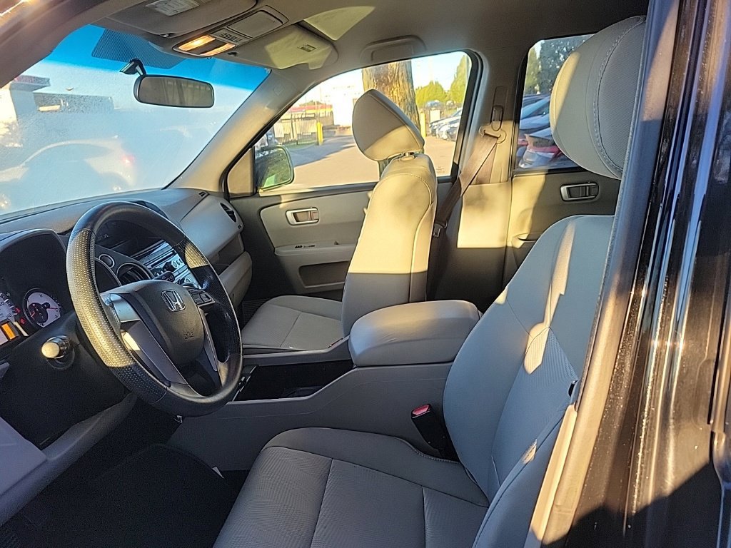 Used 2012 Honda Pilot LX image 6