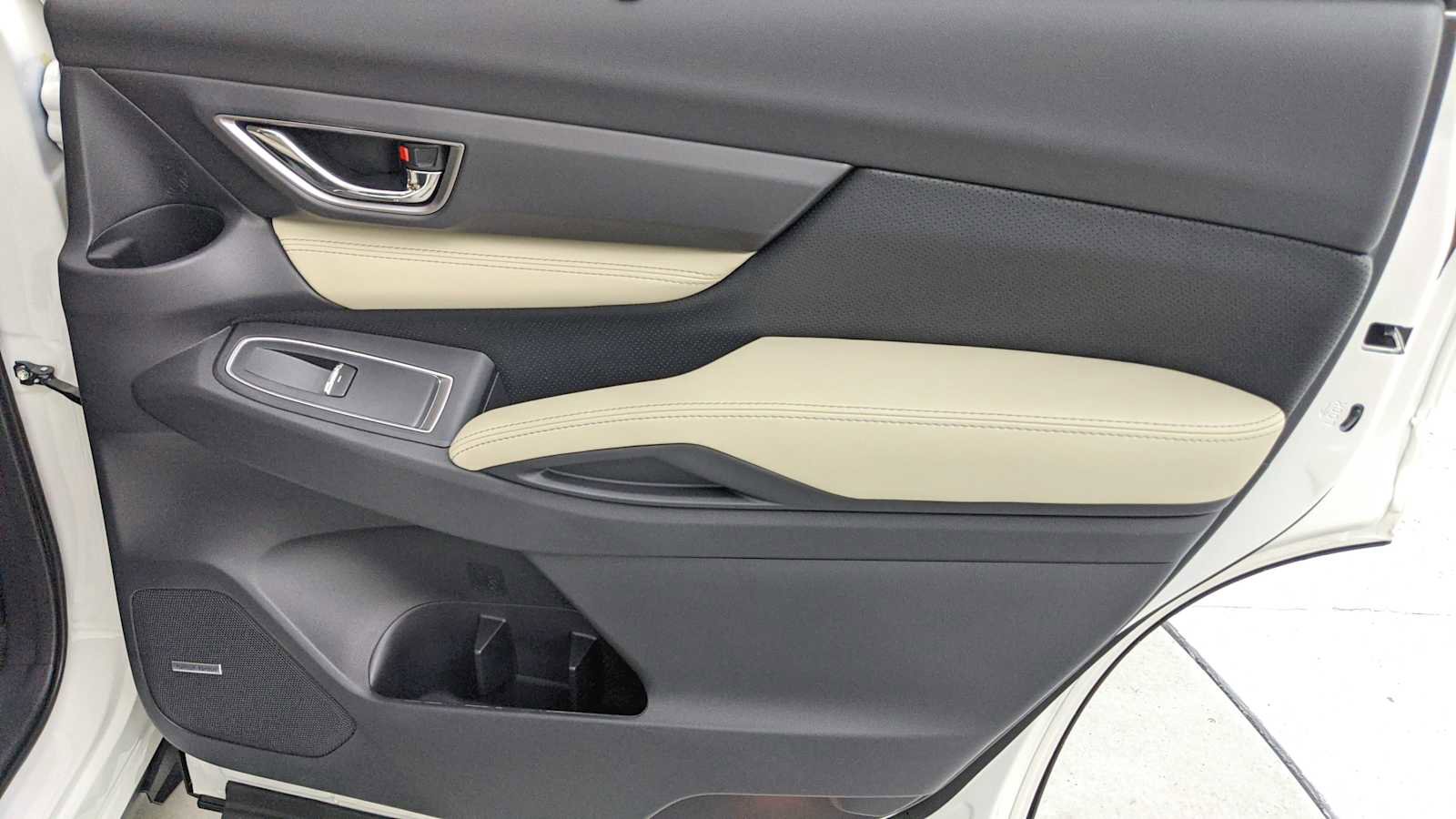 New 2025 Subaru Ascent Limited image 27