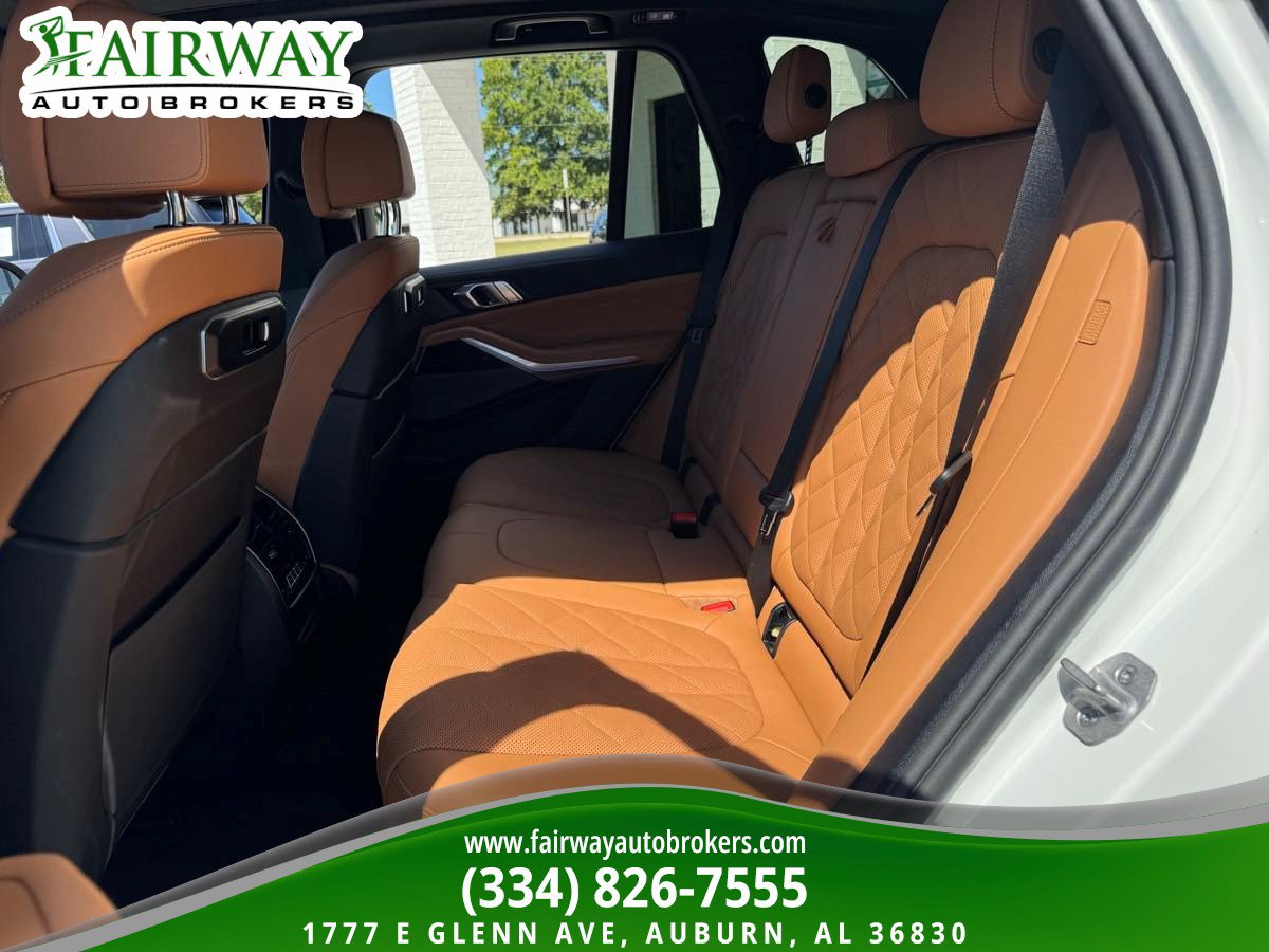 Used 2026 BMW X5 xDrive40i w/ Climate Comfort Package AWD/4WD image 11