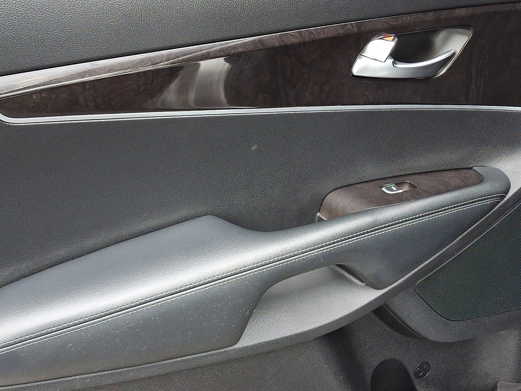 Used 2018 Kia Sorento LX image 19