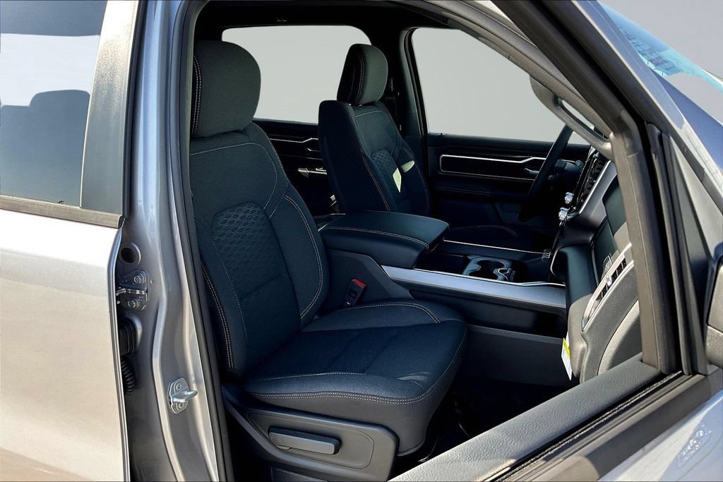 New 2026 RAM 1500 Big Horn AWD/4WD image 10