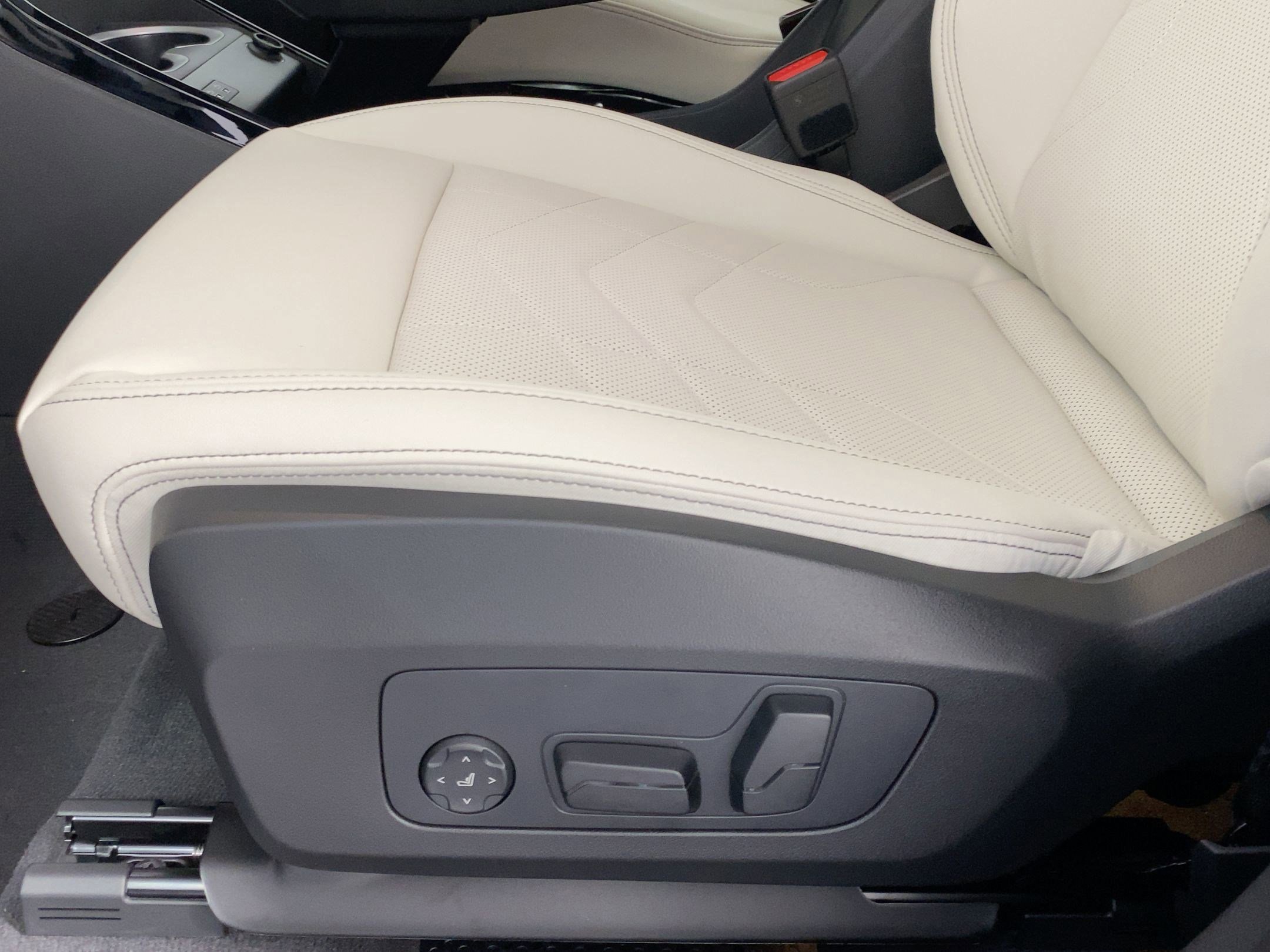 Used 2026 BMW X1 xDrive28i w/ Convenience Package image 10