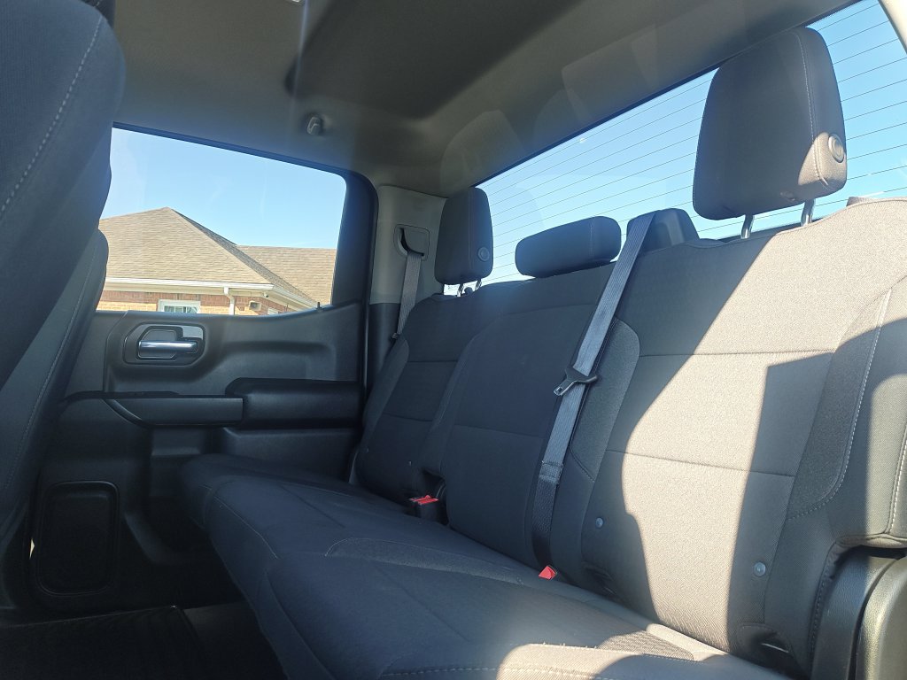 Used 2022 Chevrolet Silverado 1500 LT AWD/4WD image 14