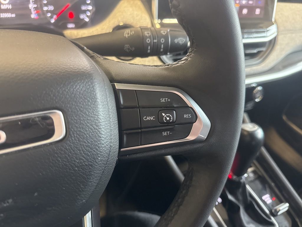 Used 2023 Jeep Compass Latitude w/ Convenience Group image 15