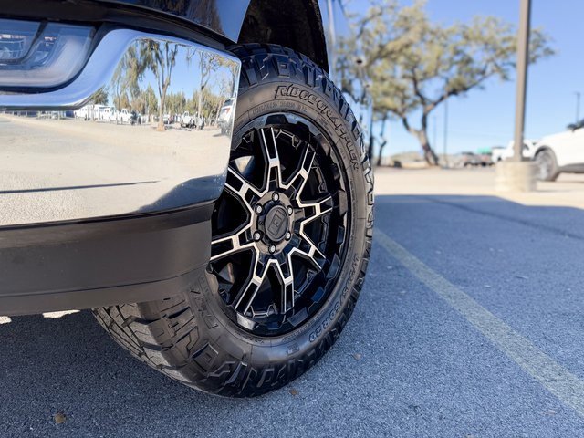 Used 2021 Ford F150 Lariat image 7