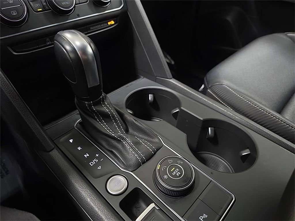 Used 2021 Volkswagen Atlas Cross Sport SE AWD/4WD image 23