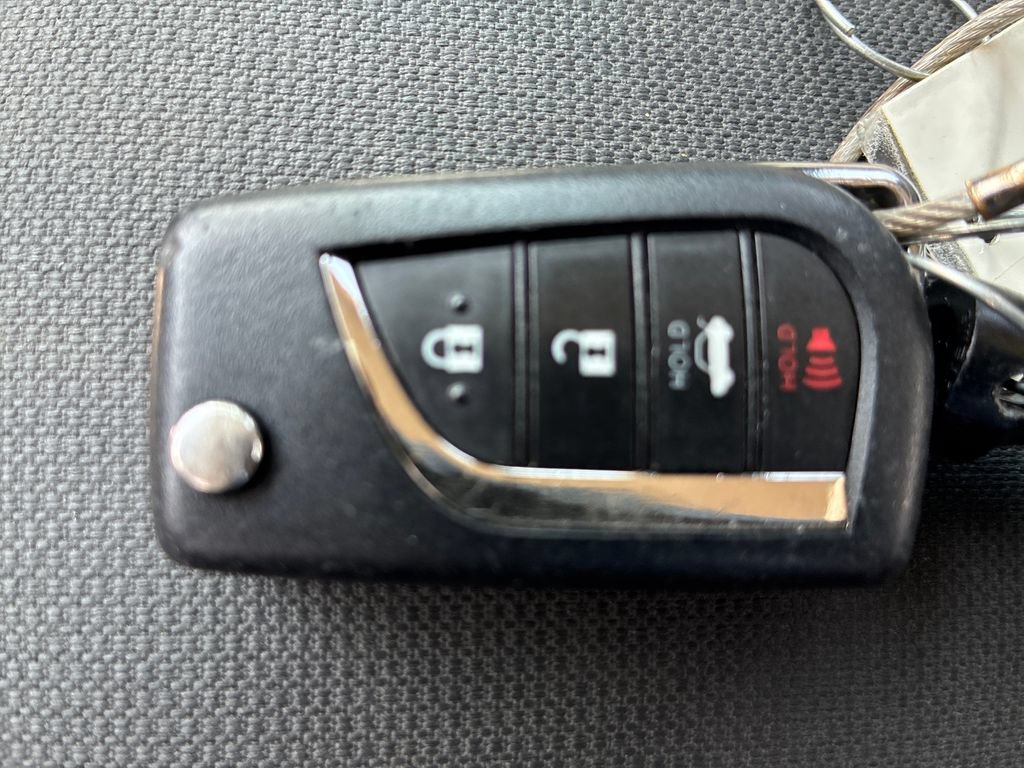 Used 2024 Toyota Corolla LE FWD image 30
