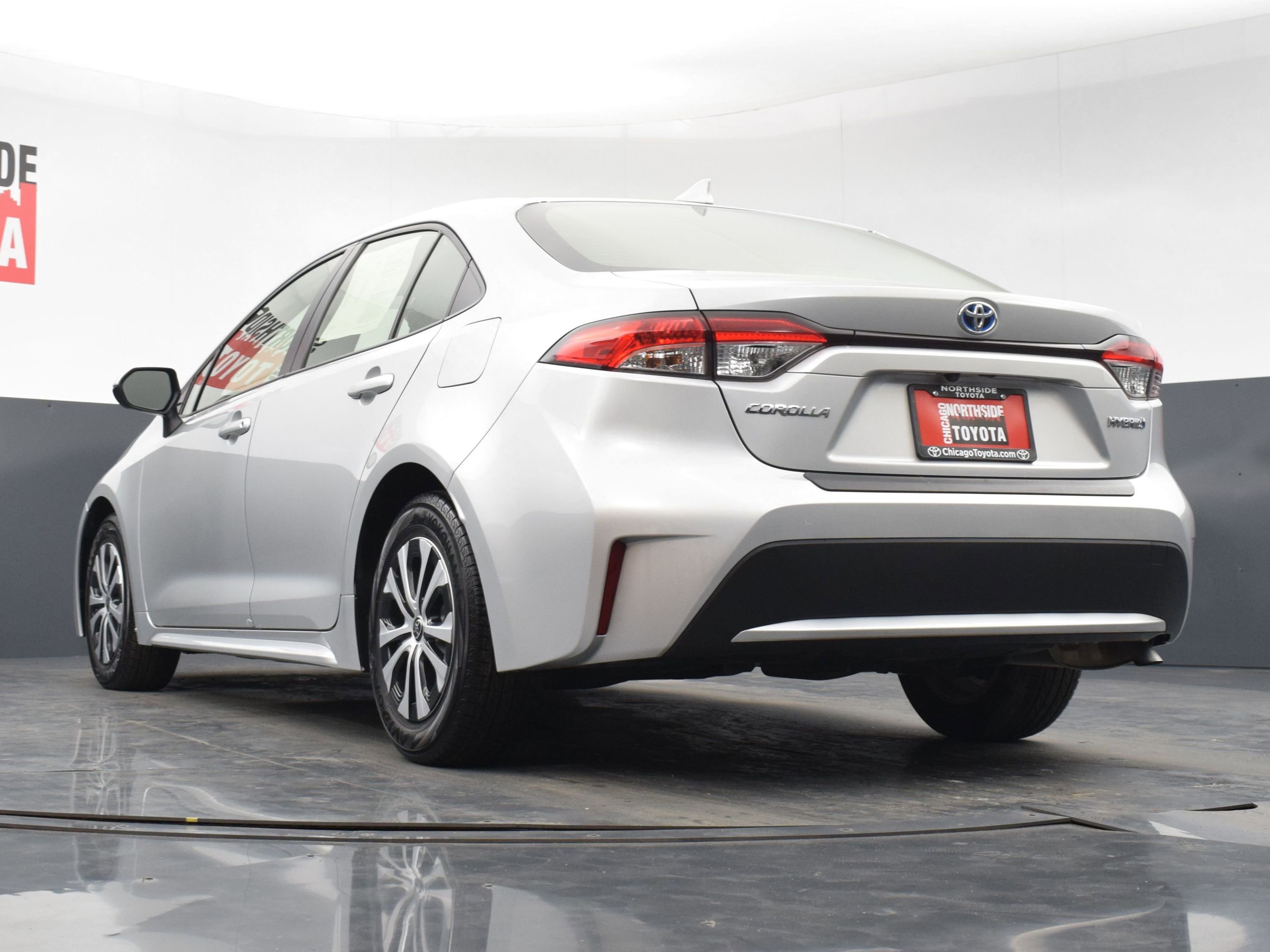 Used 2022 Toyota Corolla LE image 26