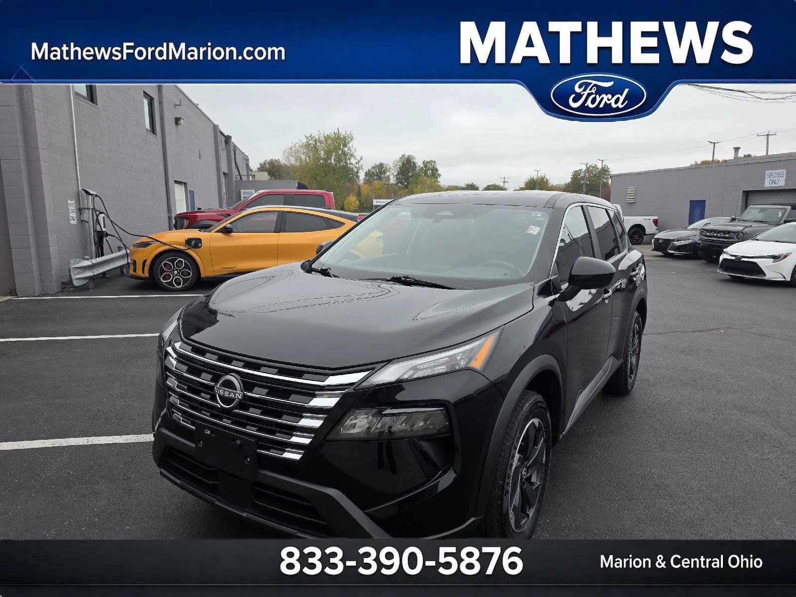 Used 2025 Nissan Rogue SV