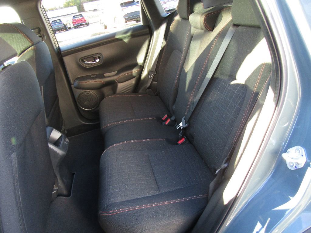 Used 2023 Honda HR-V Sport image 11