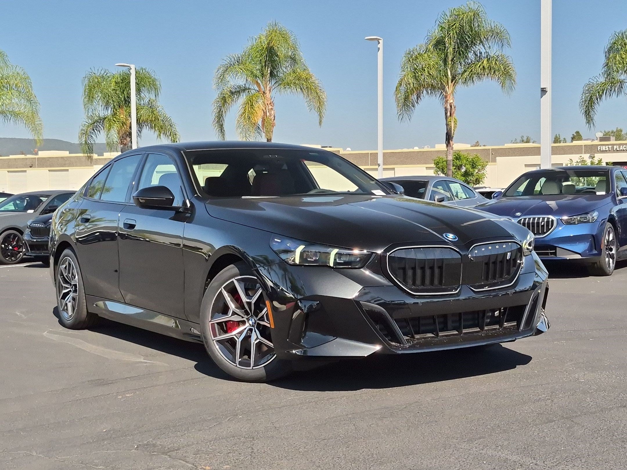 New 2027 BMW i5 eDrive40 RWD image 2