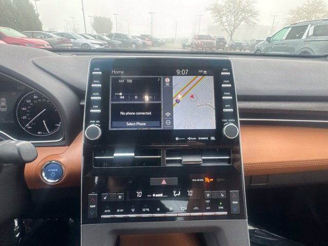 Used 2021 Toyota Avalon Limited w/ Advanced Safety Package FWD image 23