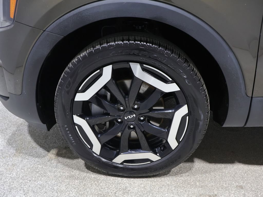 Used 2025 Kia Telluride S AWD/4WD image 9