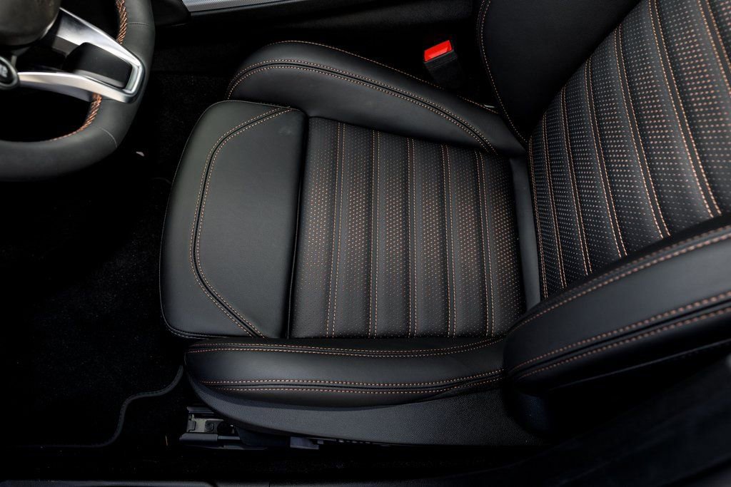 New 2025 Alfa Romeo Giulia AWD w/ Driving Assist Package image 24