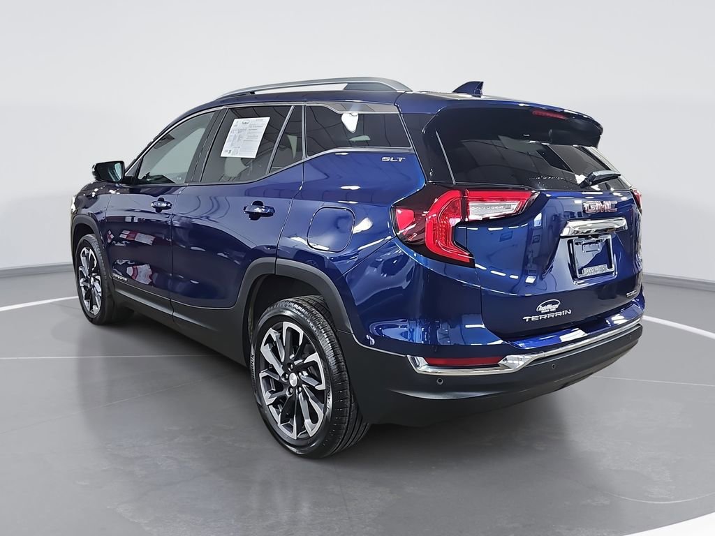 Certified 2022 GMC Terrain SLT w/ Tech Package image 6