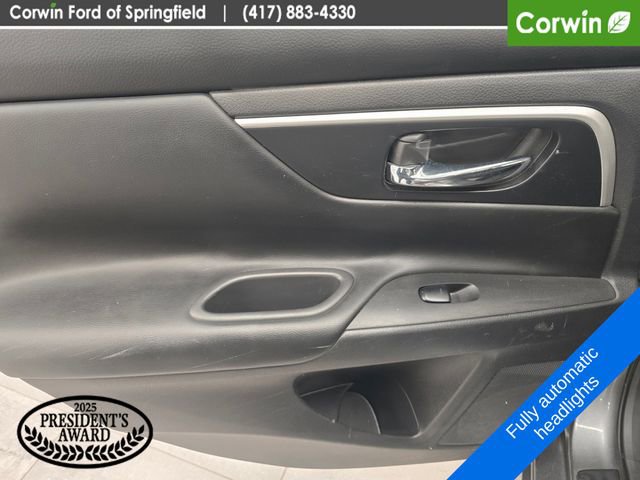 Used 2016 Nissan Altima 2.5 SR FWD image 17