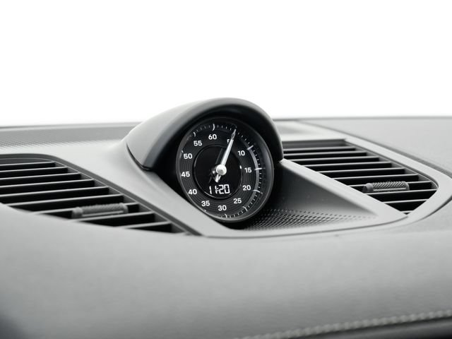 Certified 2025 Porsche Panamera 4 E-Hybrid AWD/4WD image 18