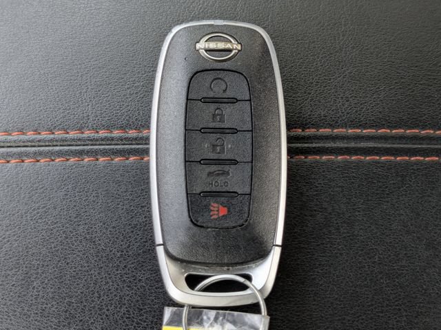 Used 2025 Nissan Sentra SR w/ SR Premium Package FWD image 35