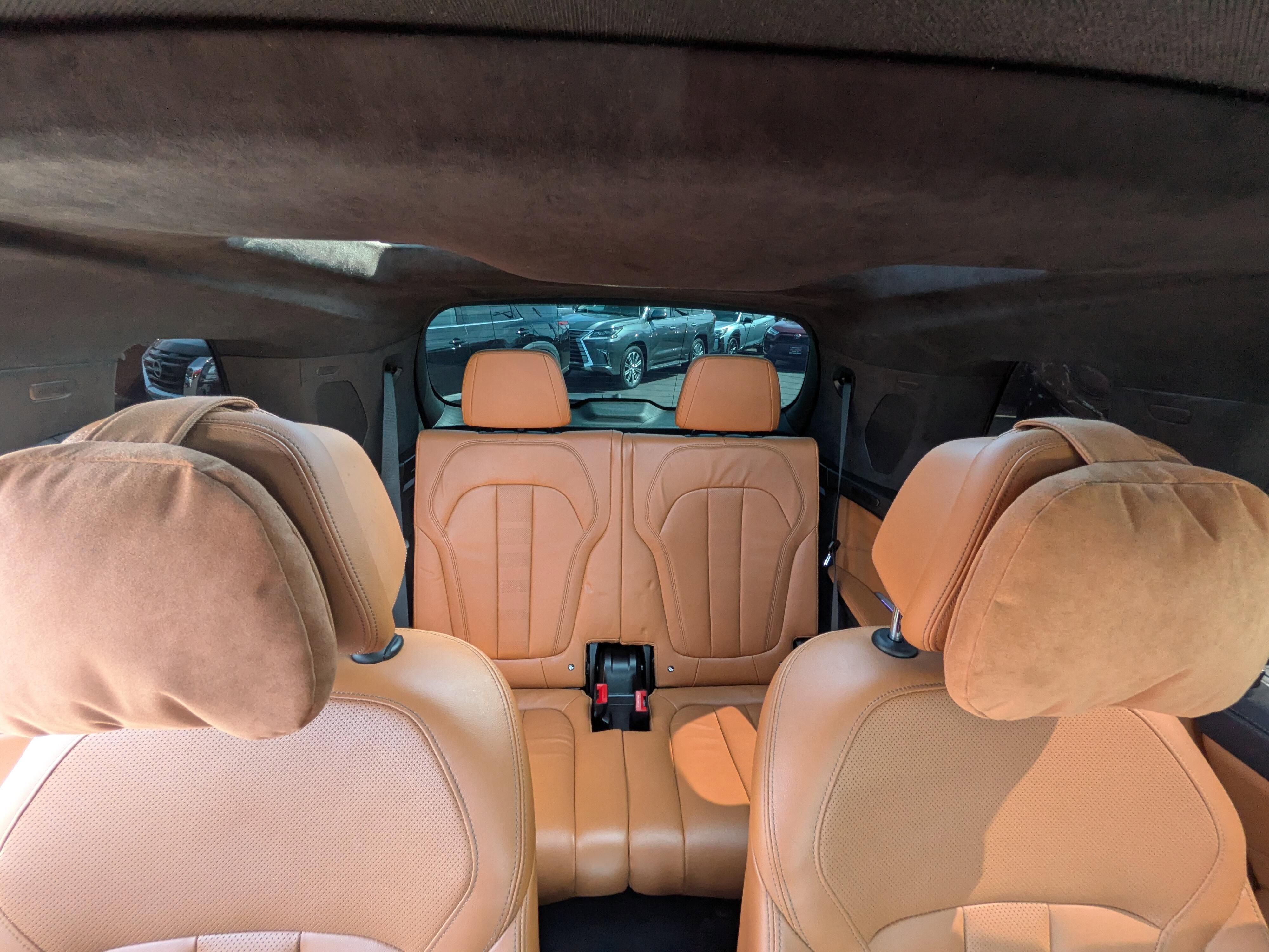 Used 2022 BMW X7 M50i AWD/4WD image 9