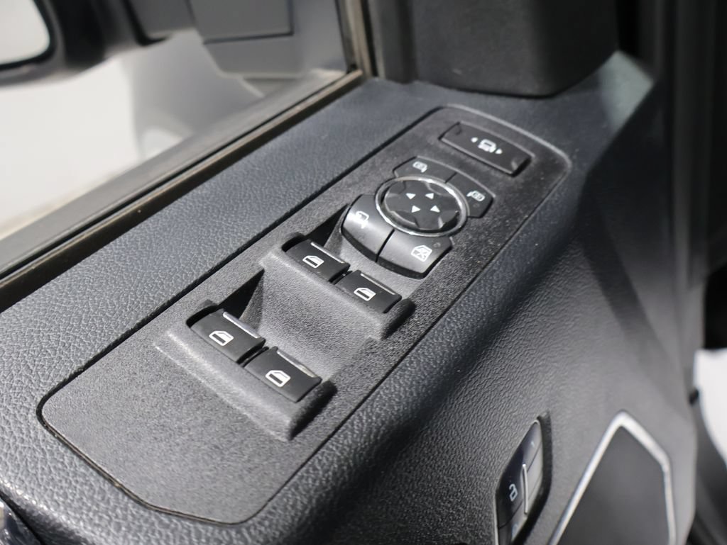 Used 2018 Ford F250 Lariat w/ Lariat Ultimate Package AWD/4WD image 13