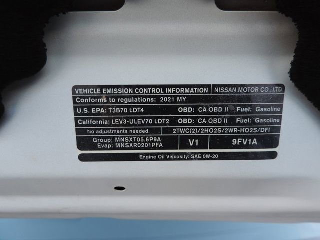 Used 2021 Nissan Titan SV w/ SV Convenience Package image 22