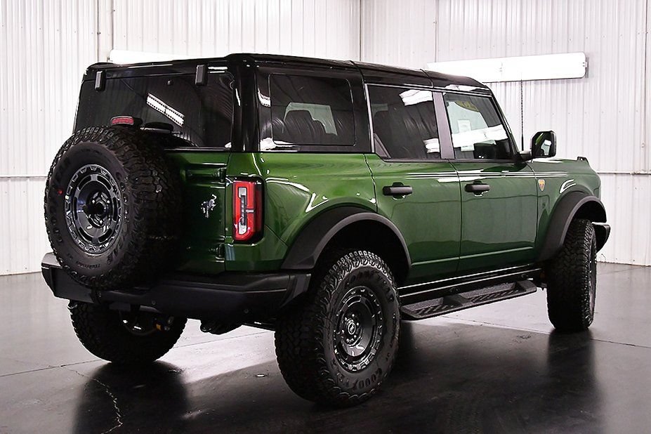 New 2025 Ford Bronco Badlands w/ Sasquatch Package AWD/4WD image 7