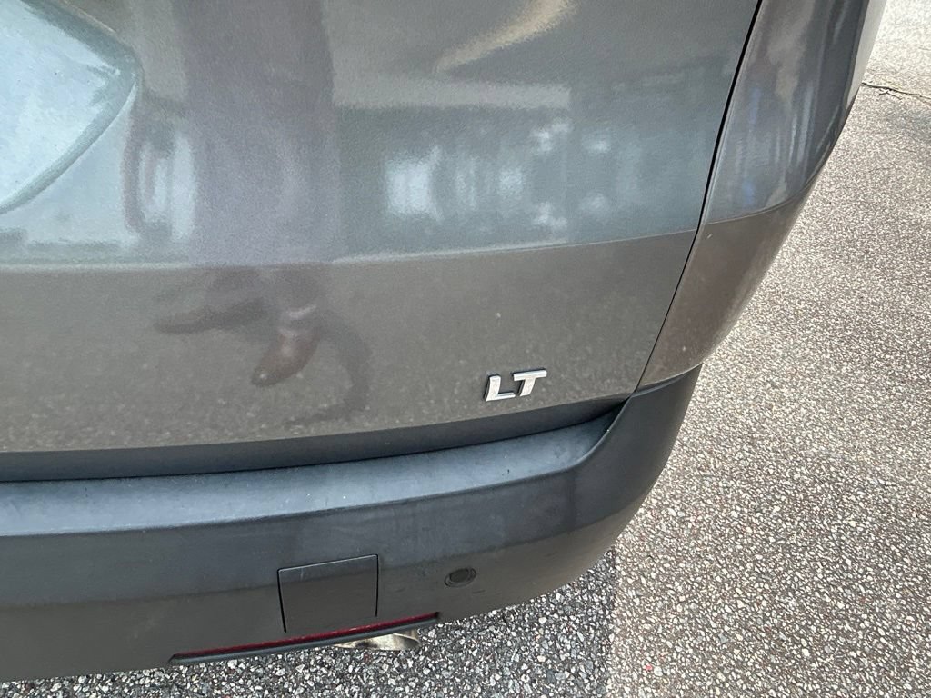 Used 2019 Chevrolet Traverse LT w/ LT Premium Package AWD/4WD image 5