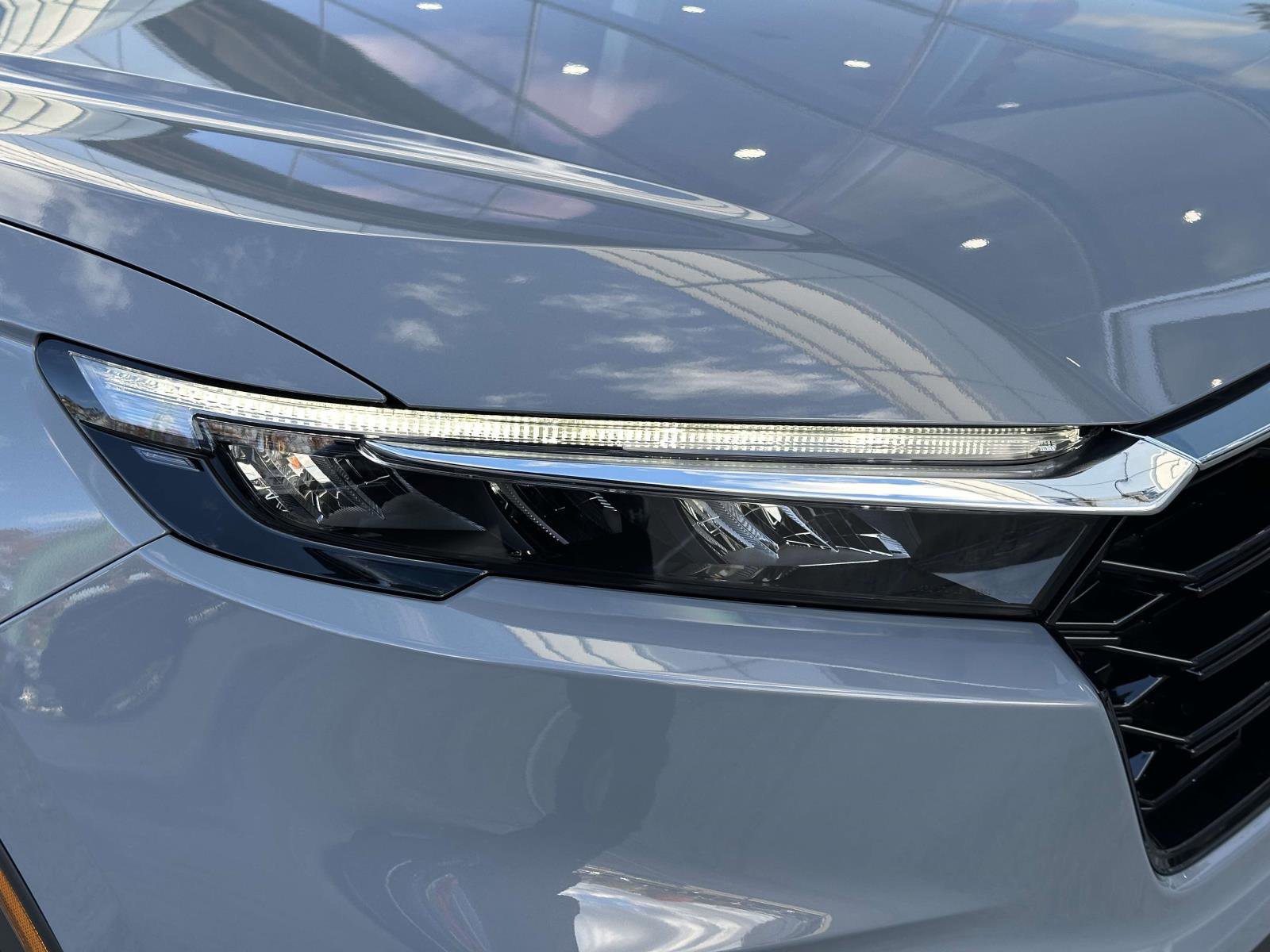 Used 2026 Honda CR-V EX-L image 9