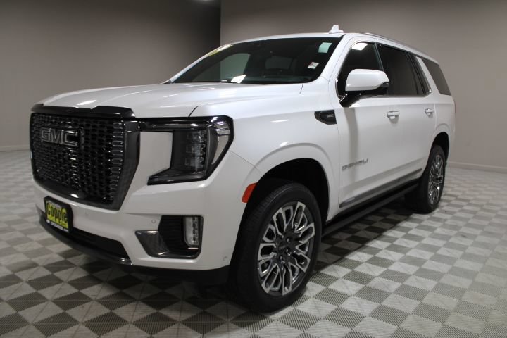 Used 2024 GMC Yukon Denali Ultimate AWD/4WD image 8