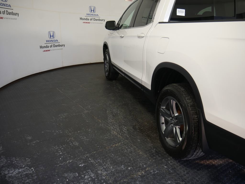 Certified 2023 Honda Ridgeline RTL image 8