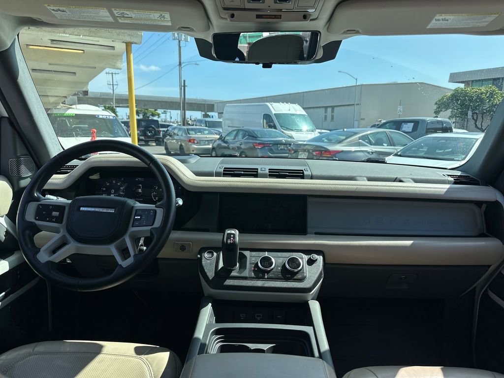 Used 2020 Land Rover Defender 110 HSE AWD/4WD image 13