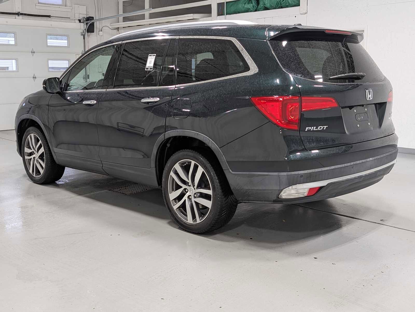 Used 2016 Honda Pilot Touring image 9