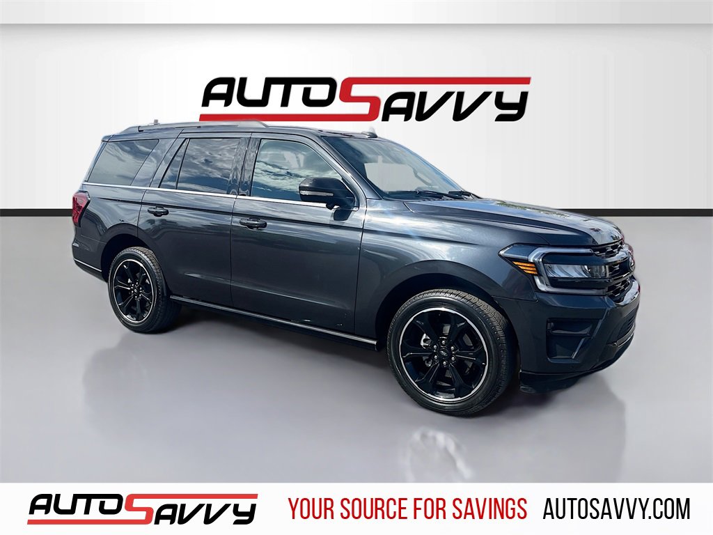 Used 2024 Ford Expedition Limited image 1