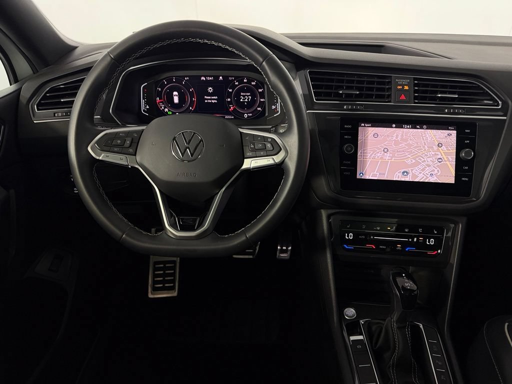 Used 2023 Volkswagen Tiguan SEL R-Line AWD/4WD image 13