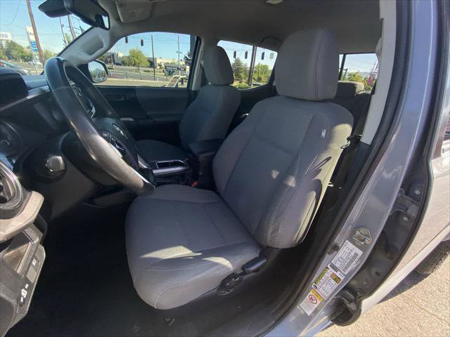 Certified 2019 Toyota Tacoma SR5 AWD/4WD image 11