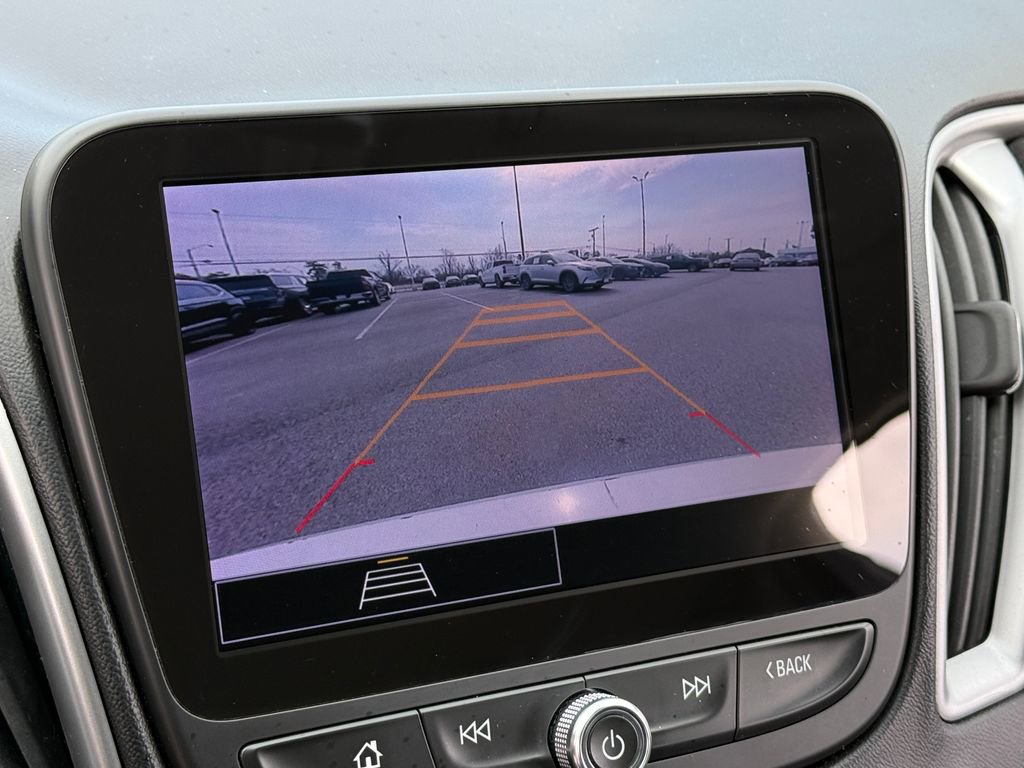 Used 2023 Chevrolet Malibu LT image 24