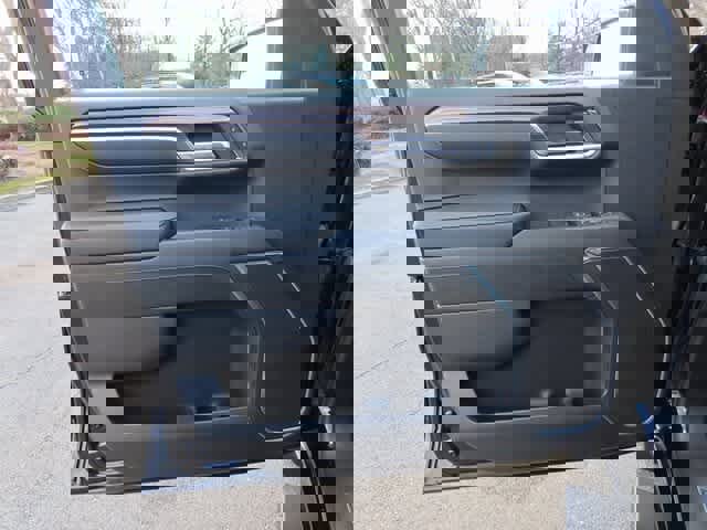 Used 2023 Chevrolet Silverado 1500 LT image 17