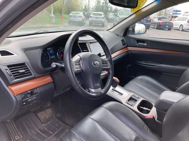 Used 2013 Subaru Outback 2.5i Limited AWD/4WD image 5