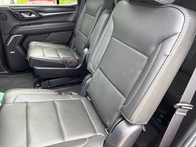 Used 2021 GMC Yukon Denali w/ LPO, Illumination Package AWD/4WD image 10