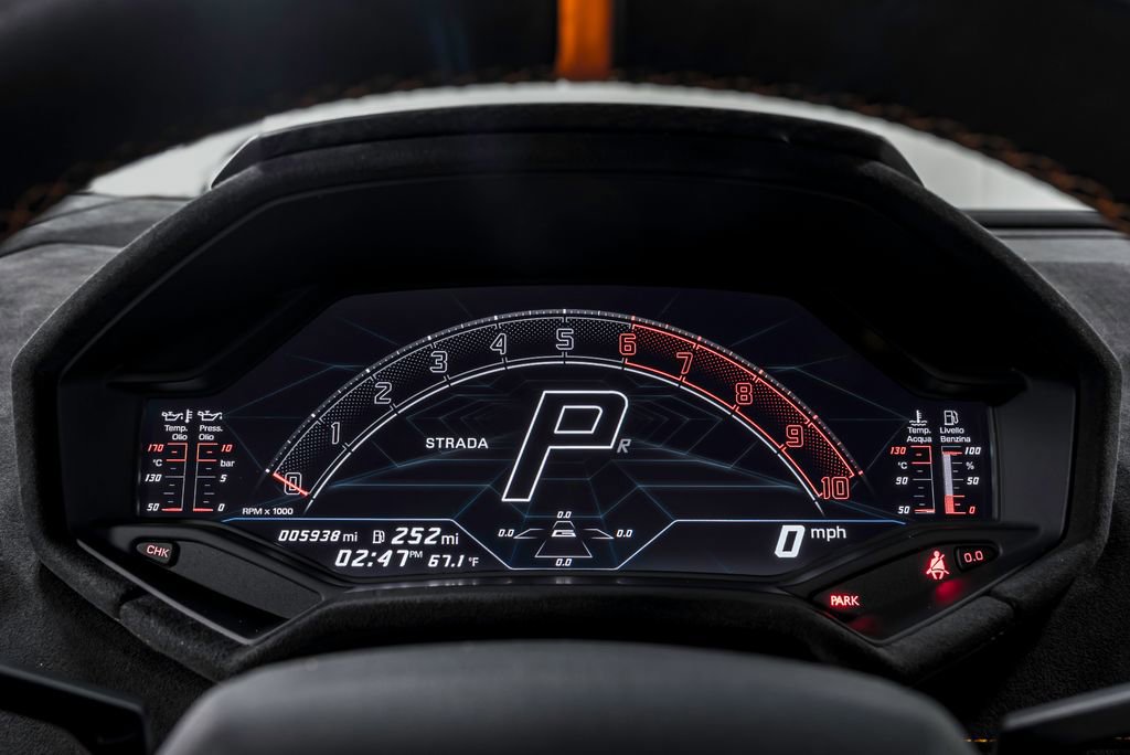 Used 2023 Lamborghini Huracan Tecnica image 15