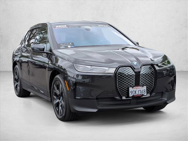 Certified 2024 BMW iX xDrive50 w/ Convenience Package AWD/4WD image 3