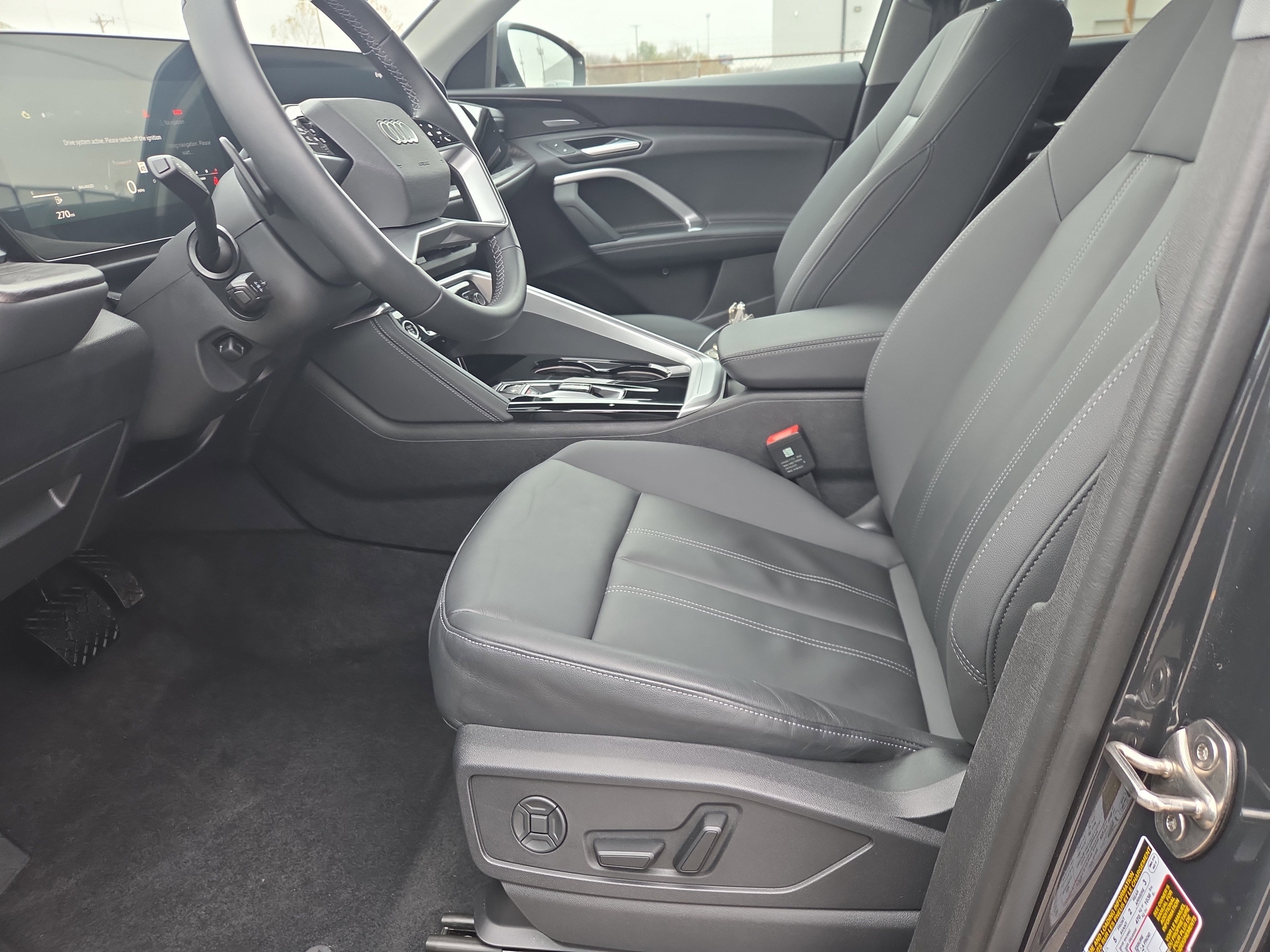 Certified 2025 Audi Q5 Premium Plus w/ Premium Plus image 5