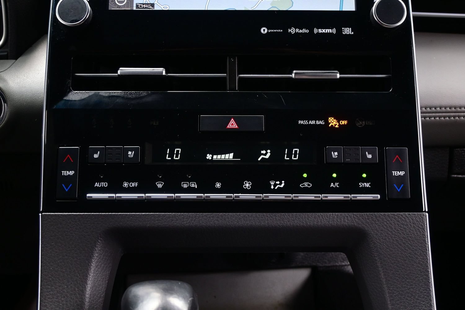 Used 2020 Toyota Avalon Limited w/ Advanced Safety Package FWD image 21