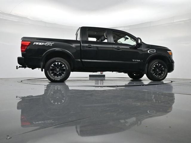Used 2017 Nissan Titan PRO-4X w/ Pro-4x Convenience Package AWD/4WD image 33