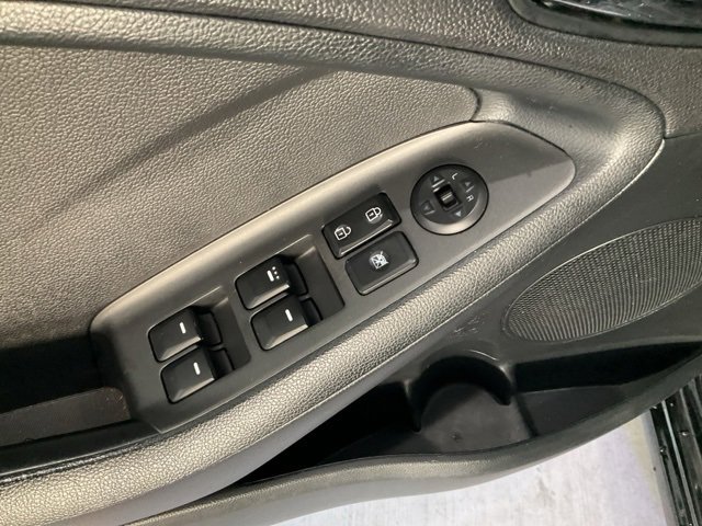 Used 2015 Kia Forte LX w/ Popular Package image 6