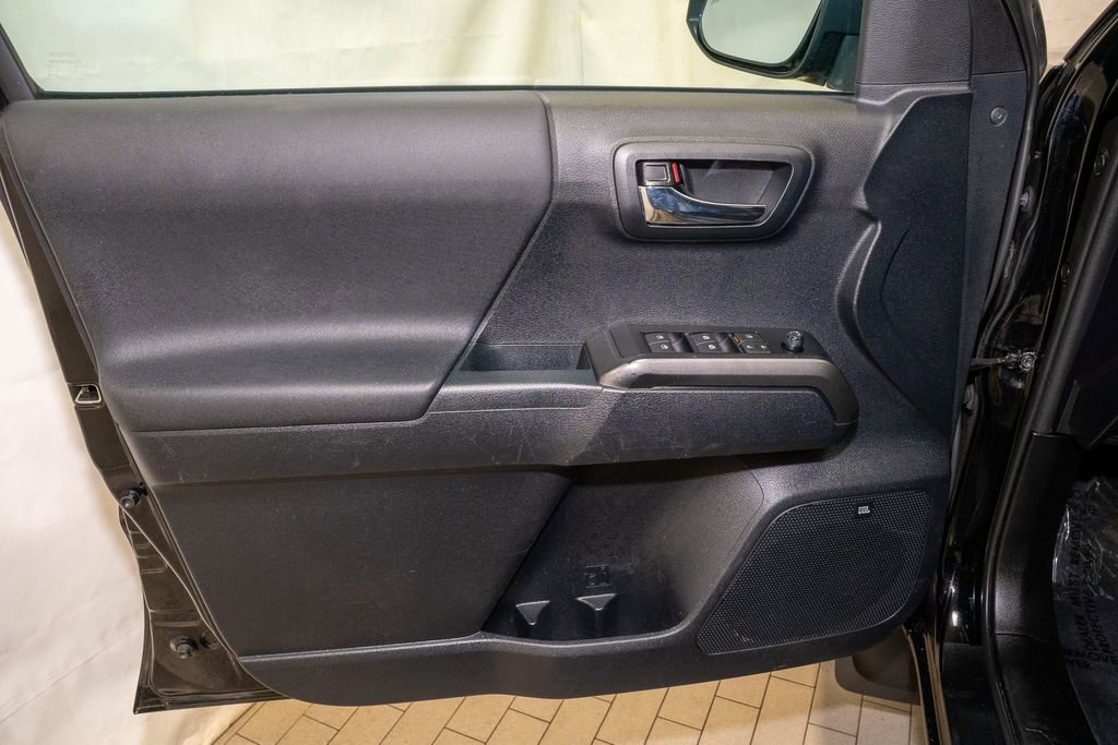 Certified 2020 Toyota Tacoma TRD Sport w/ TRD Premium Sport Package image 10