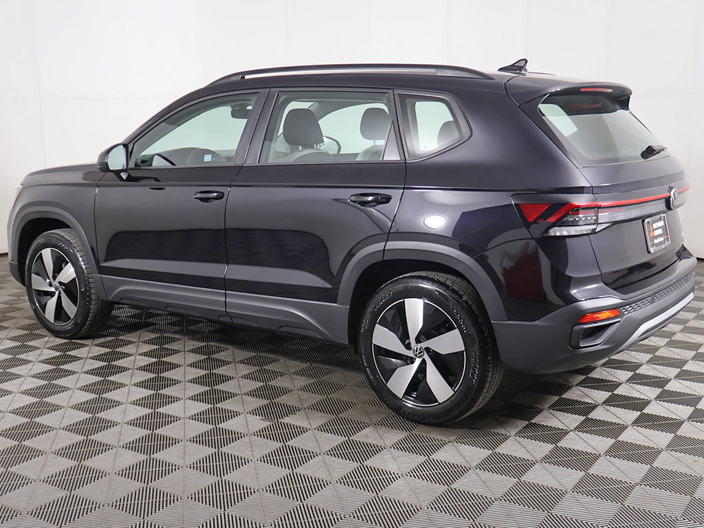 Used 2025 Volkswagen Taos S AWD/4WD image 13