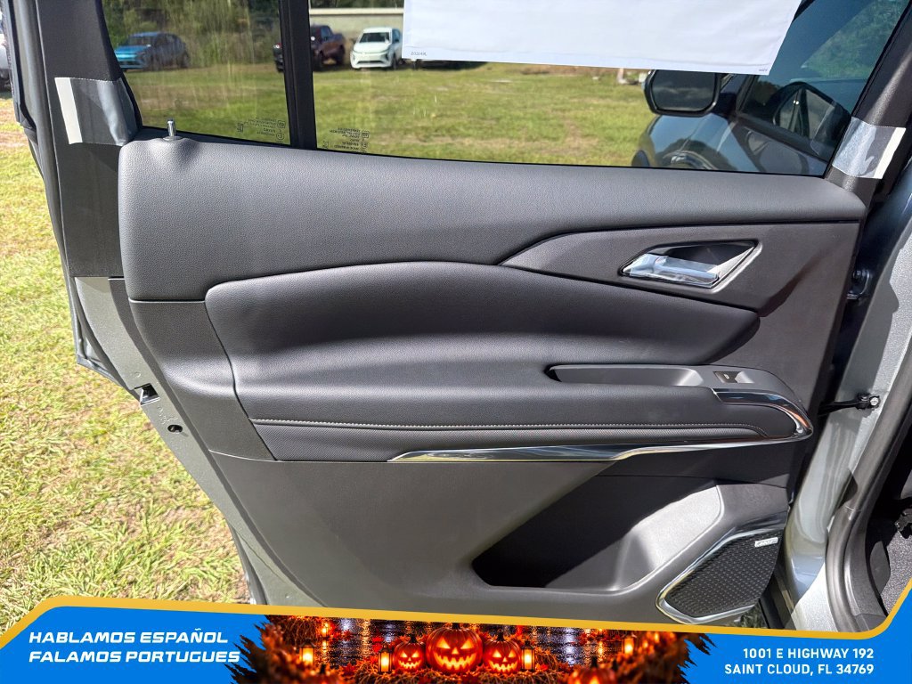 New 2027 Chevrolet Traverse Z71 w/ Enhanced Driving Package AWD/4WD image 23