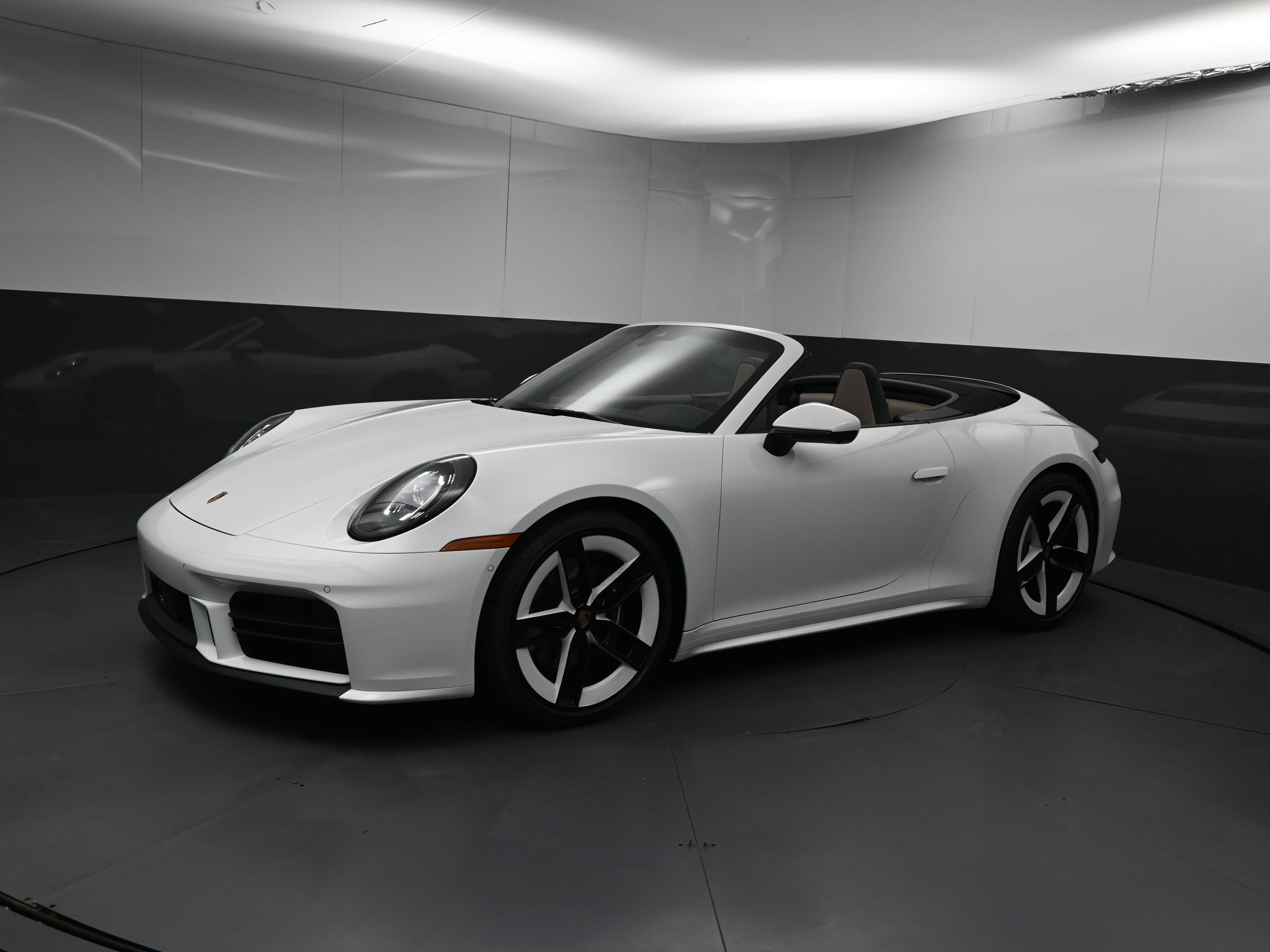 Certified 2025 Porsche 911 Carrera image 1