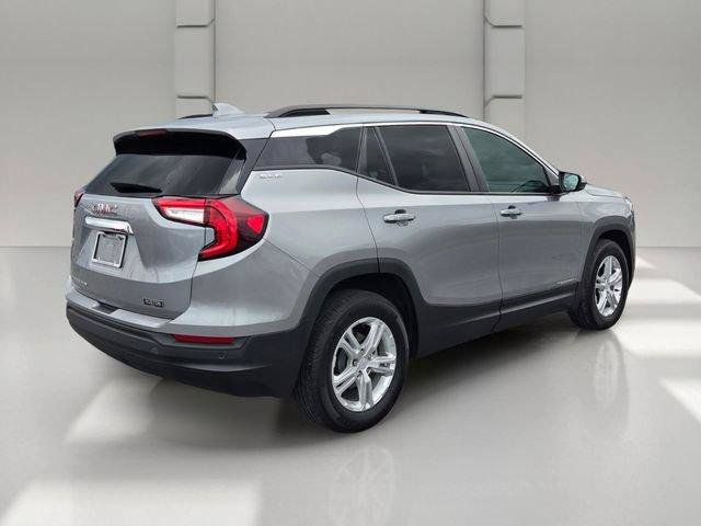 Certified 2024 GMC Terrain SLE w/ Driver Convenience Package FWD image 5